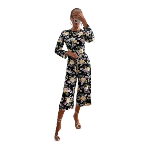 NWOT  floral wide leg jumpsuit - Picture 3 of 3